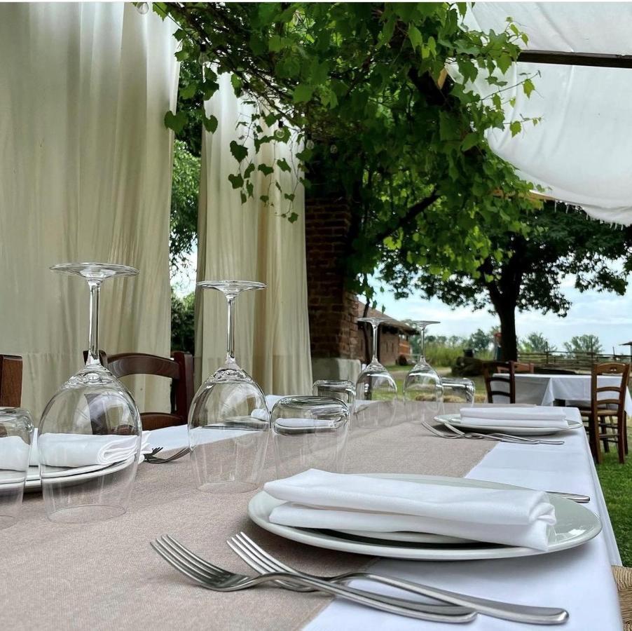 לינה וארוחת בוקר Ozzero Agriturismo Cascina Selva מראה חיצוני תמונה