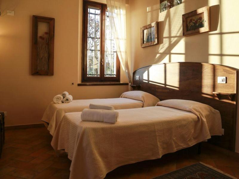 לינה וארוחת בוקר Ozzero Agriturismo Cascina Selva מראה חיצוני תמונה
