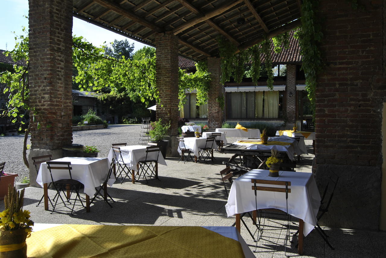 לינה וארוחת בוקר Ozzero Agriturismo Cascina Selva מראה חיצוני תמונה
