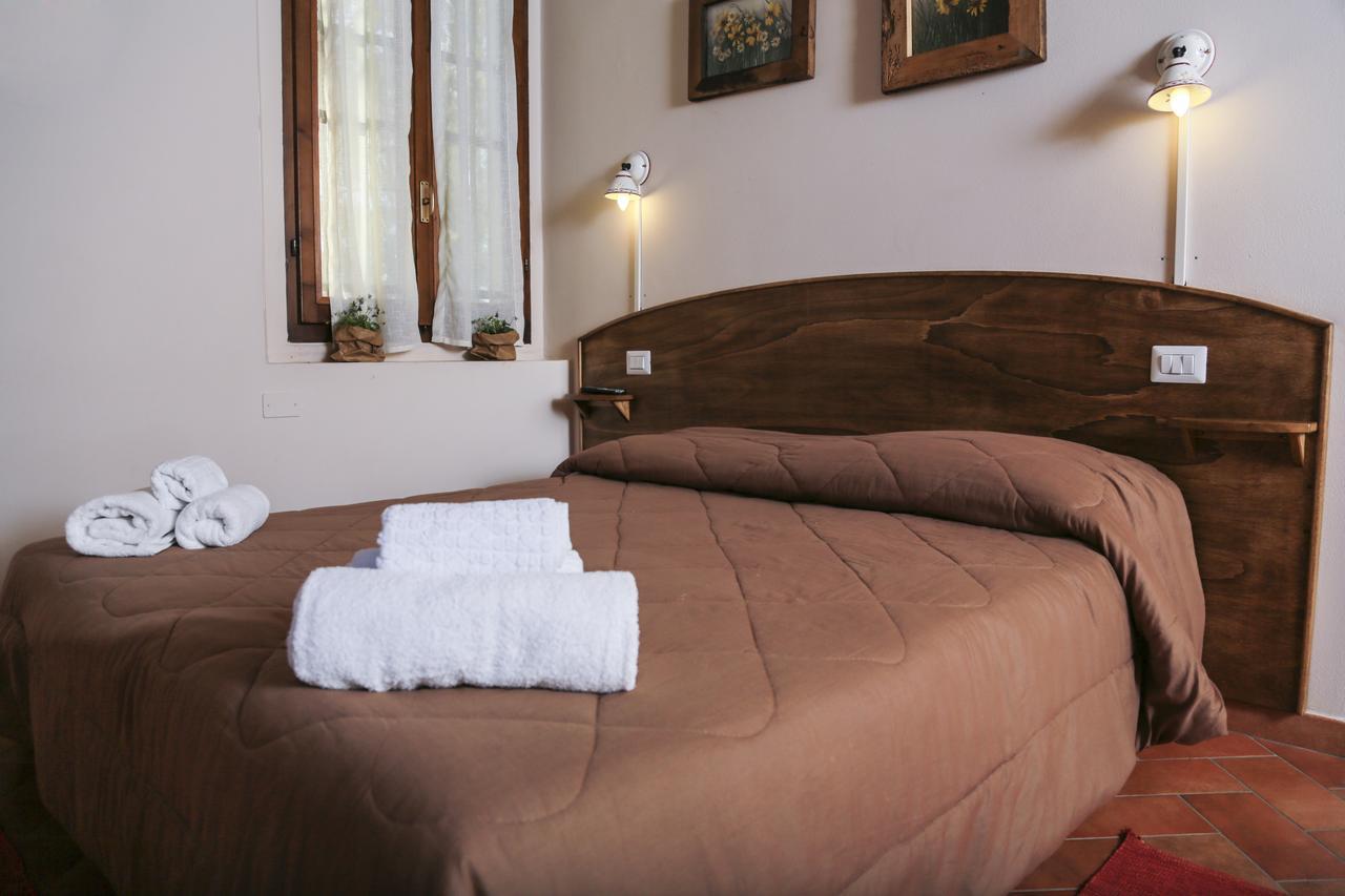 לינה וארוחת בוקר Ozzero Agriturismo Cascina Selva מראה חיצוני תמונה